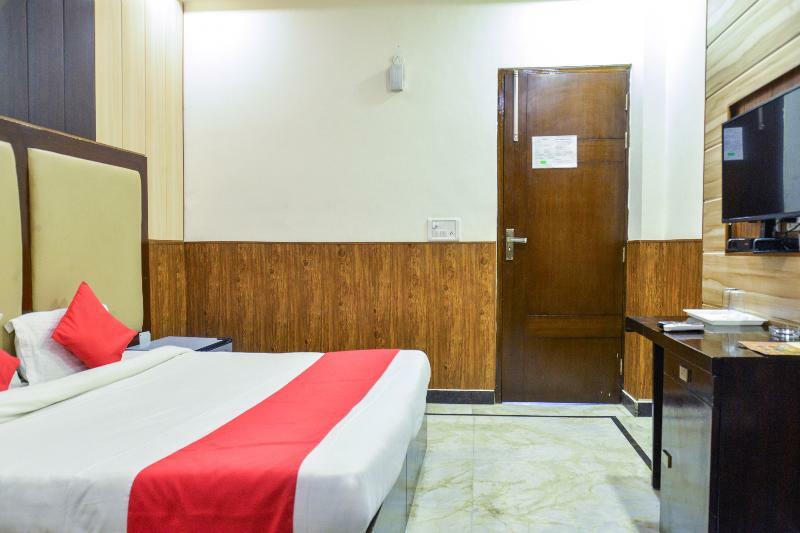 Fabhotel Jindal Palace Near Igi Airport New Delhi Exteriör bild